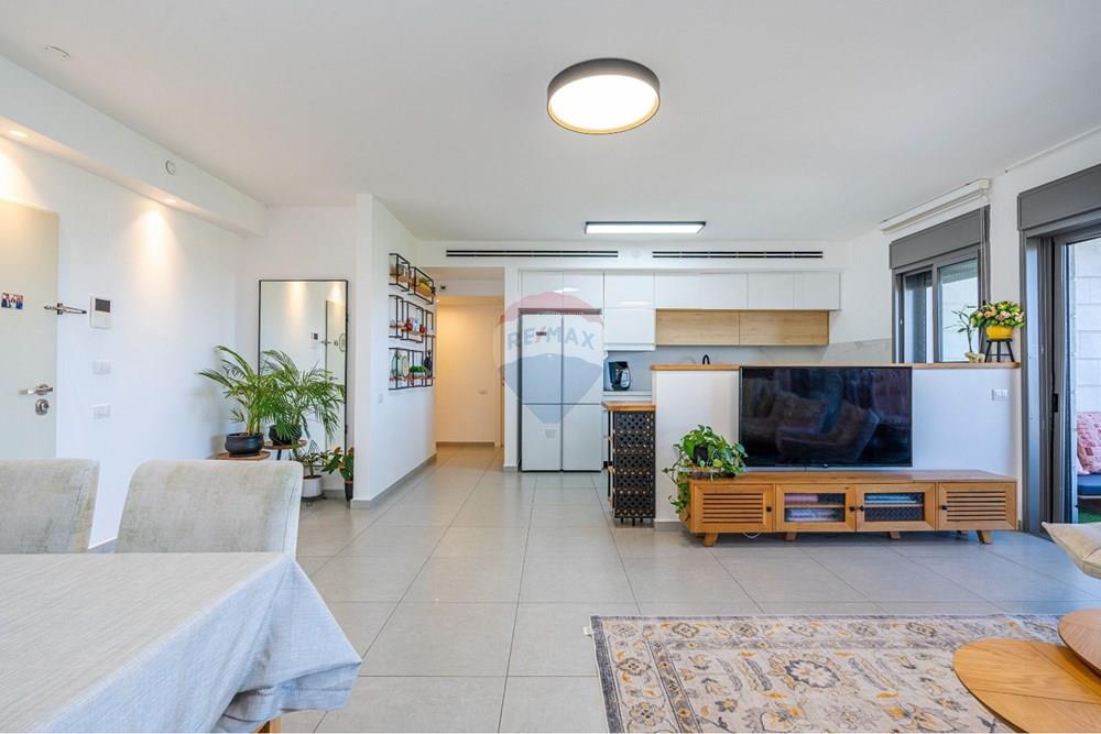 Apartment for Sale in אור עקיבא - Image 1