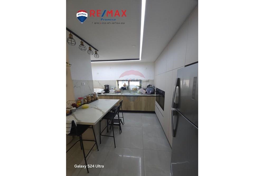 Apartment for Sale in Ashkelon - Image 6
