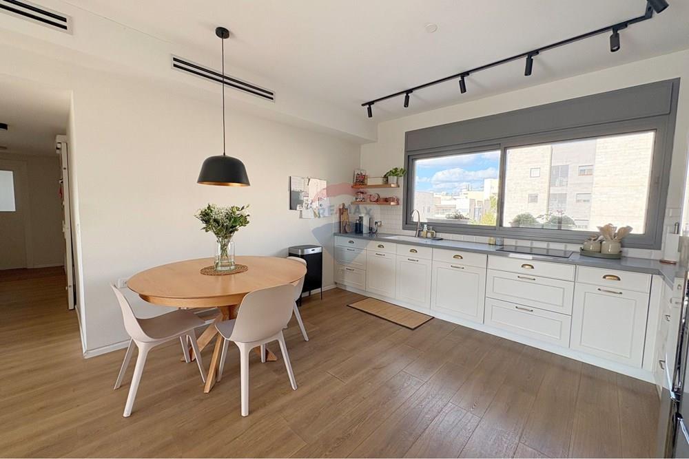 Apartment for Sale in Modi'in - Image 6