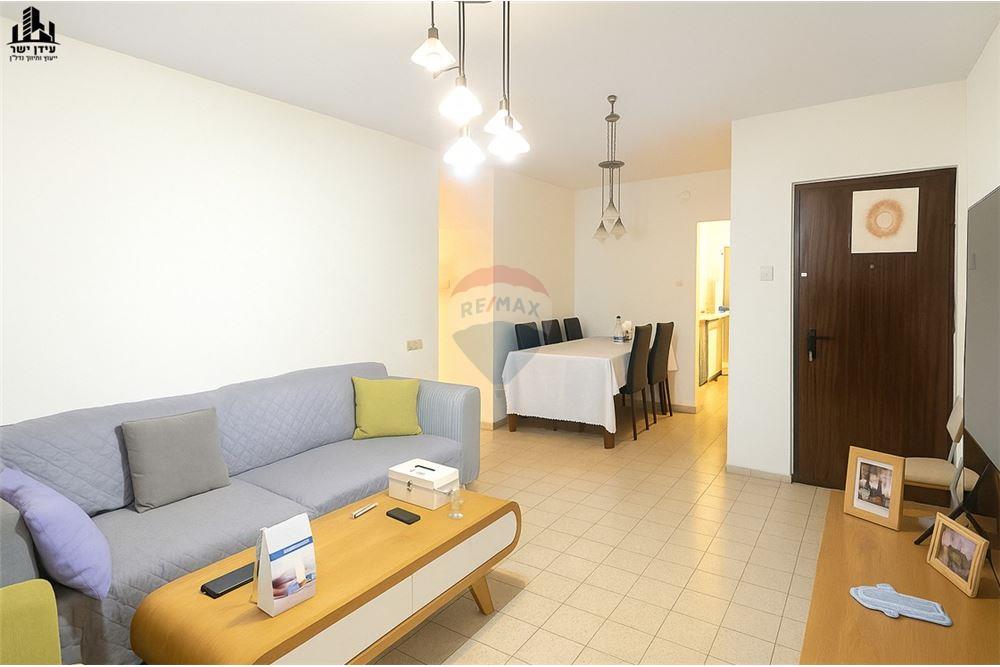 Apartment for Sale in Tel Aviv - Image 1