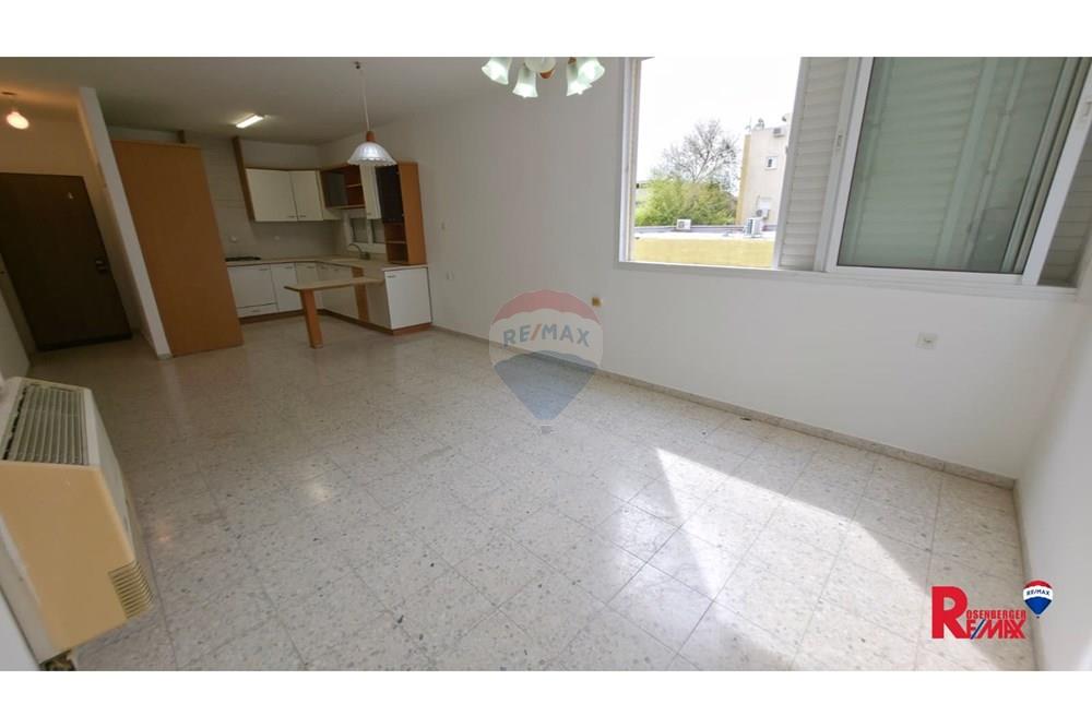 Apartment for Sale in Rishon LeZion - Image 3