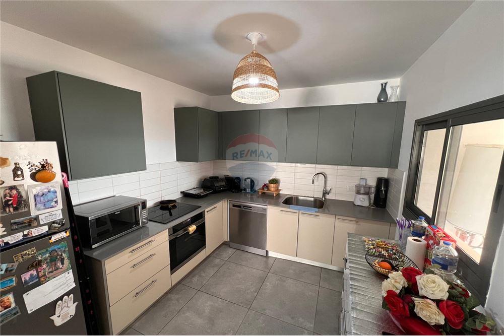 Apartment for Sale in Nahariya - Image 4