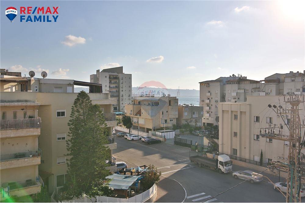 Apartment for Sale in Kiryat Yam - Image 7