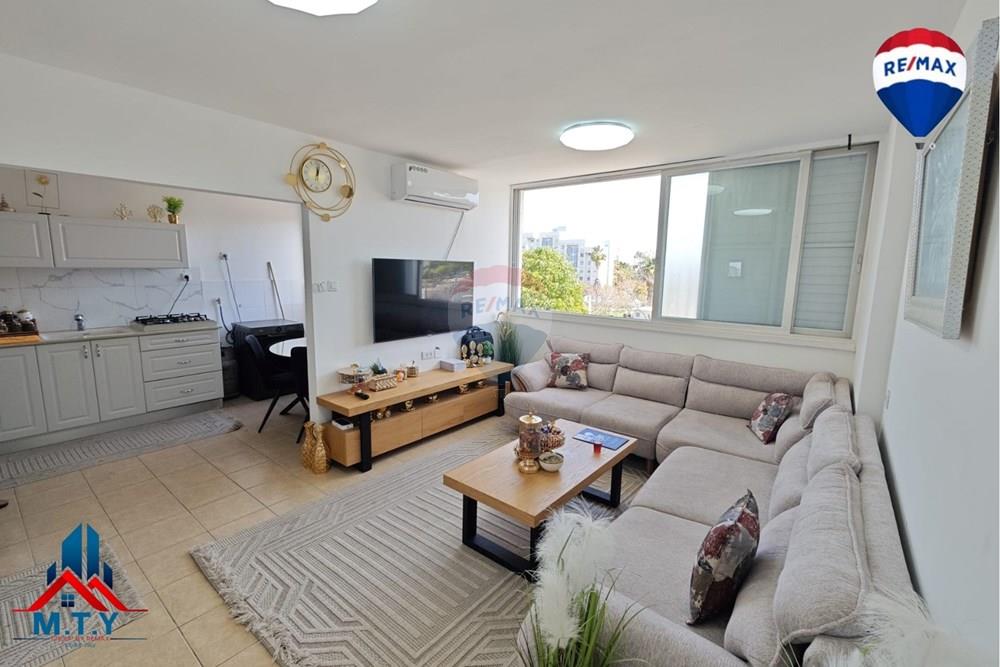 Apartment for Sale in Lod - Image 1