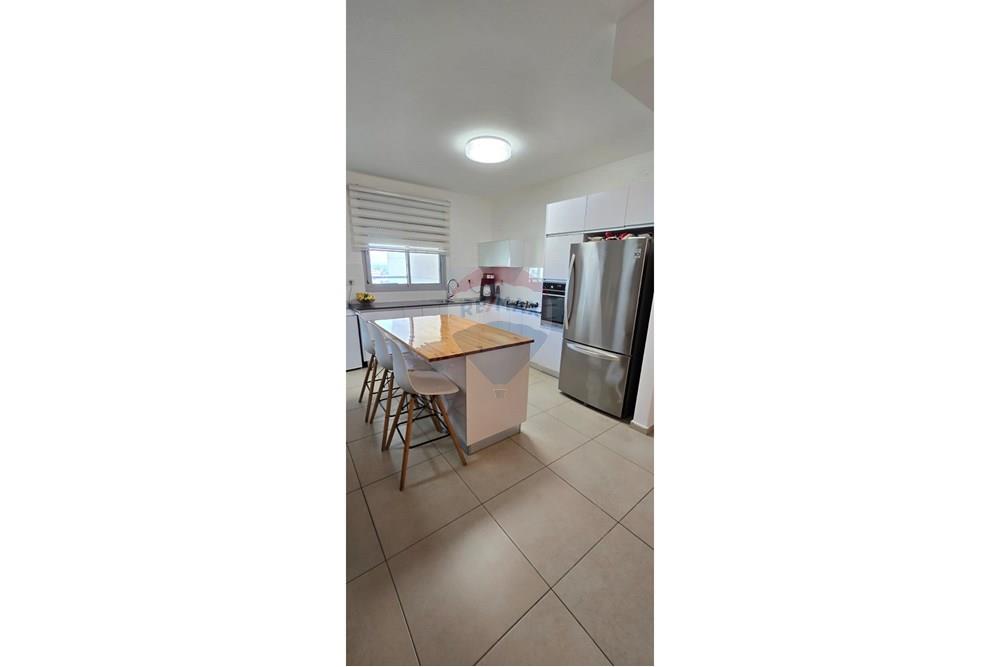 Apartment for Sale in Sderot - Image 4