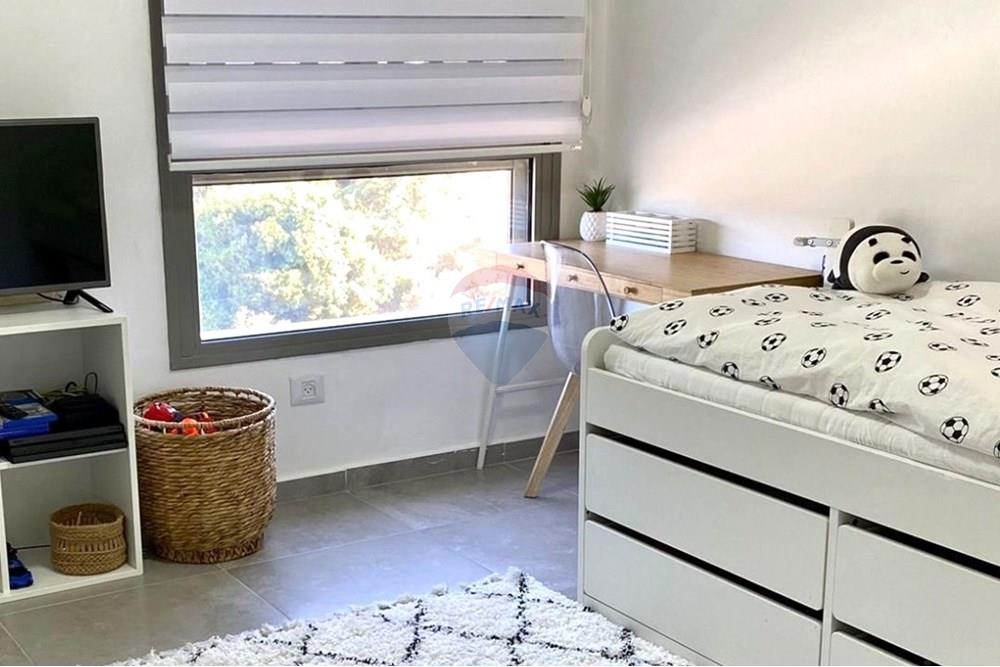 Apartment for Sale in מעלות - Image 3