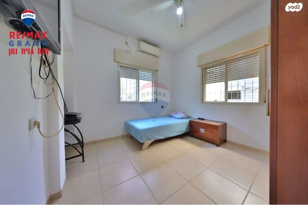 Apartment for Sale in Haifa - Image 3