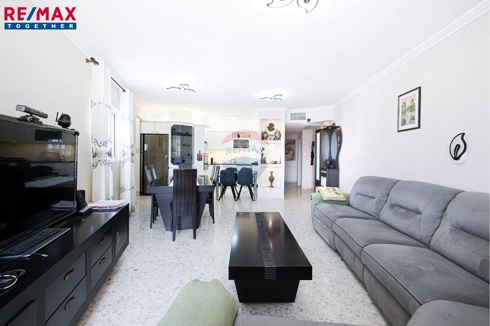 Apartment for Sale in Ashdod - Image 1