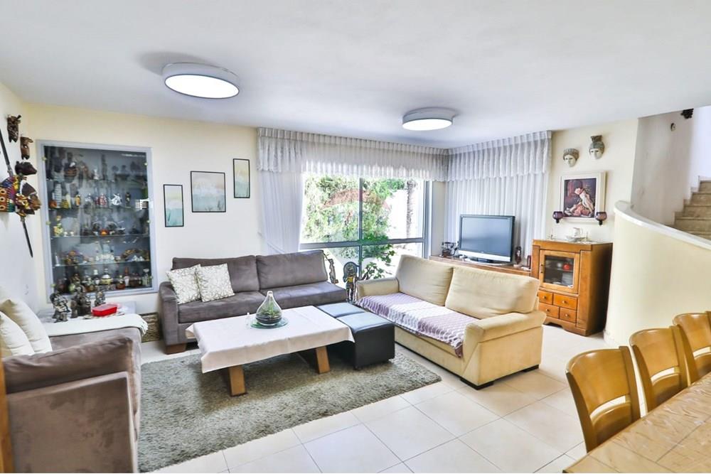 House for Sale in Rishon LeZion - Image 6