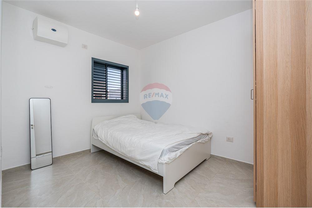 House for Sale in אור עקיבא - Image 4
