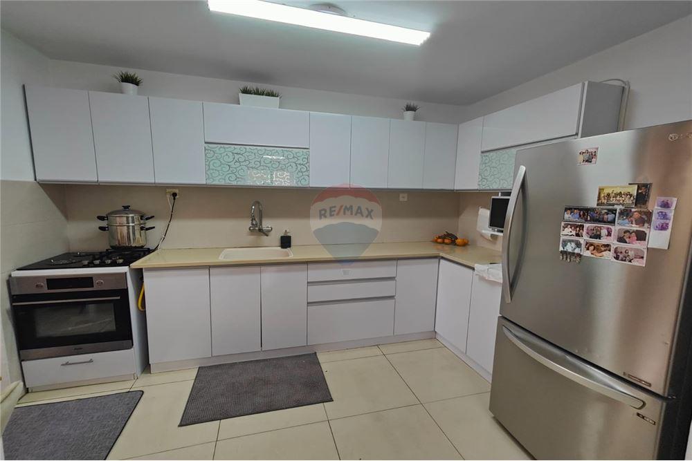 Apartment for Sale in Karmiel - Image 3