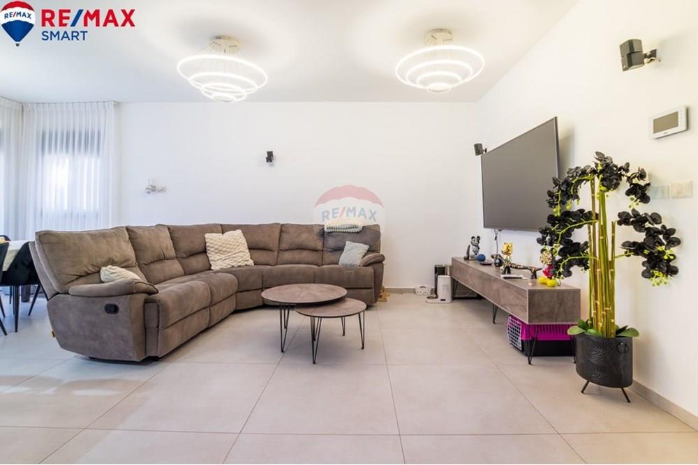 Apartment for Sale in קרית אתא - Image 3