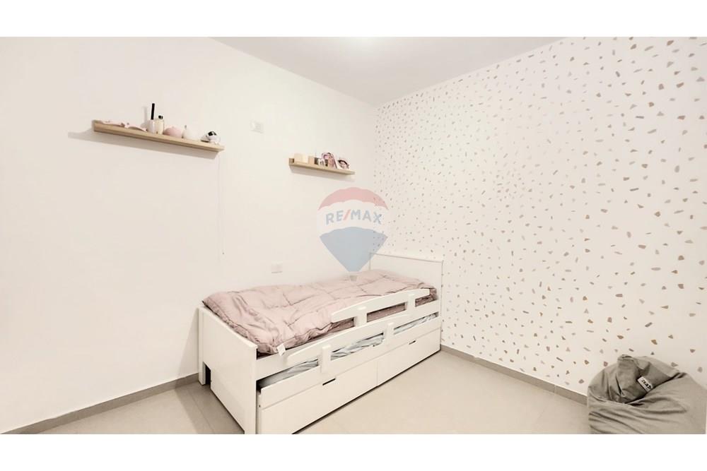 Apartment for Sale in מעלות - Image 3