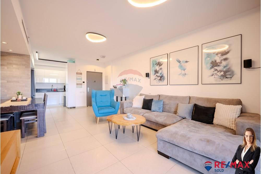 Apartment for Sale in Petah Tikva - Image 1