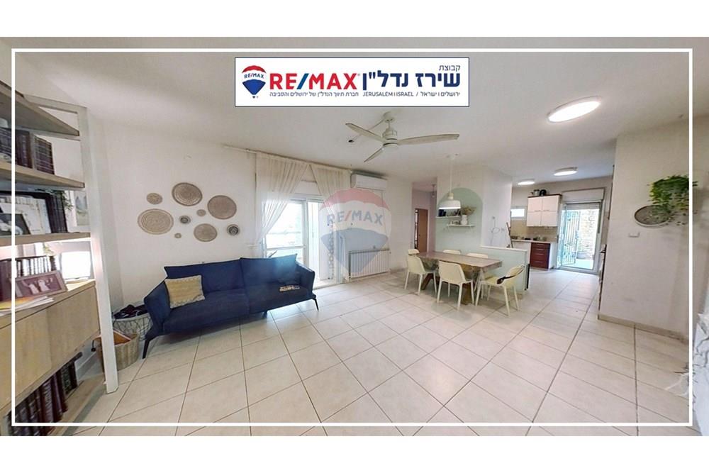 Apartment for Sale in Jerusalem - Image 4