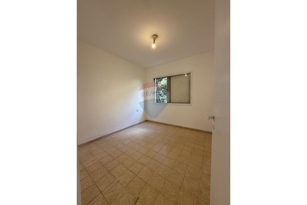 Apartment for Sale in Haifa - Image 2