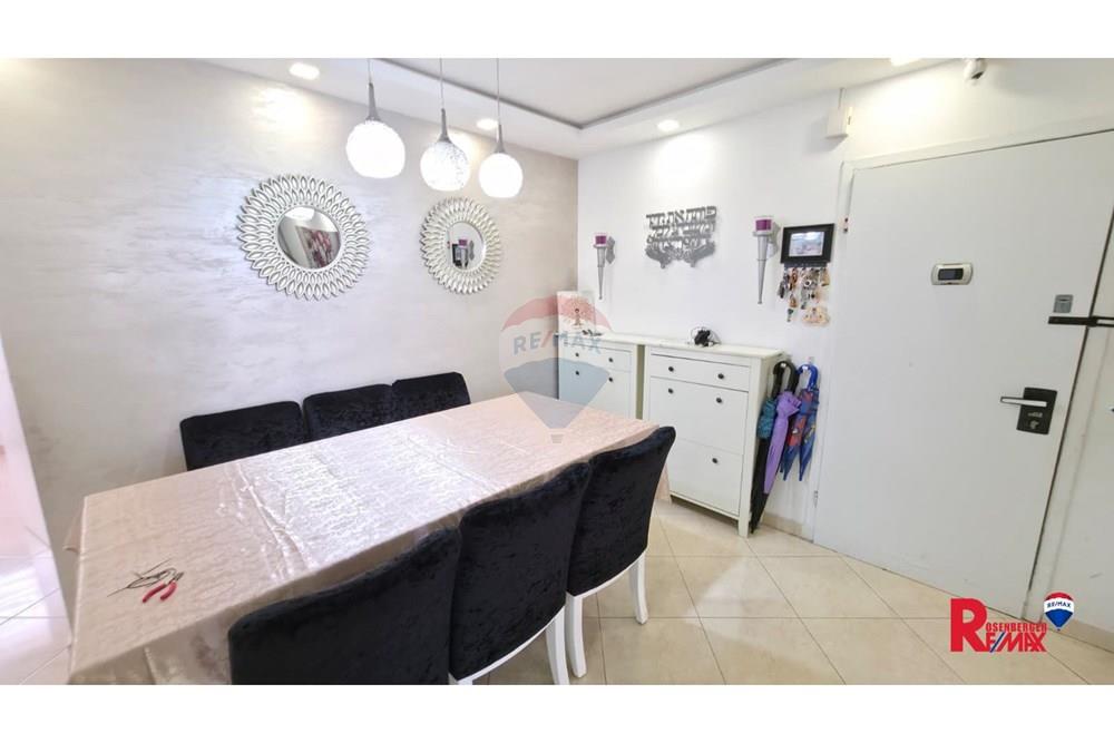 Apartment for Sale in Rishon LeZion - Image 4