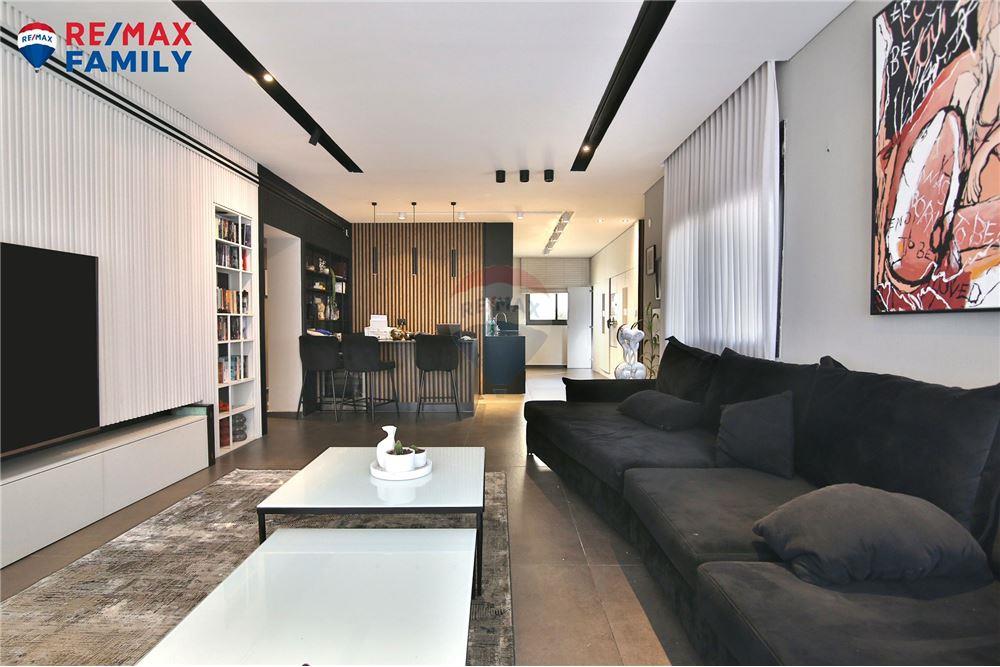 Apartment for Sale in קרית ביאליק - Image 3
