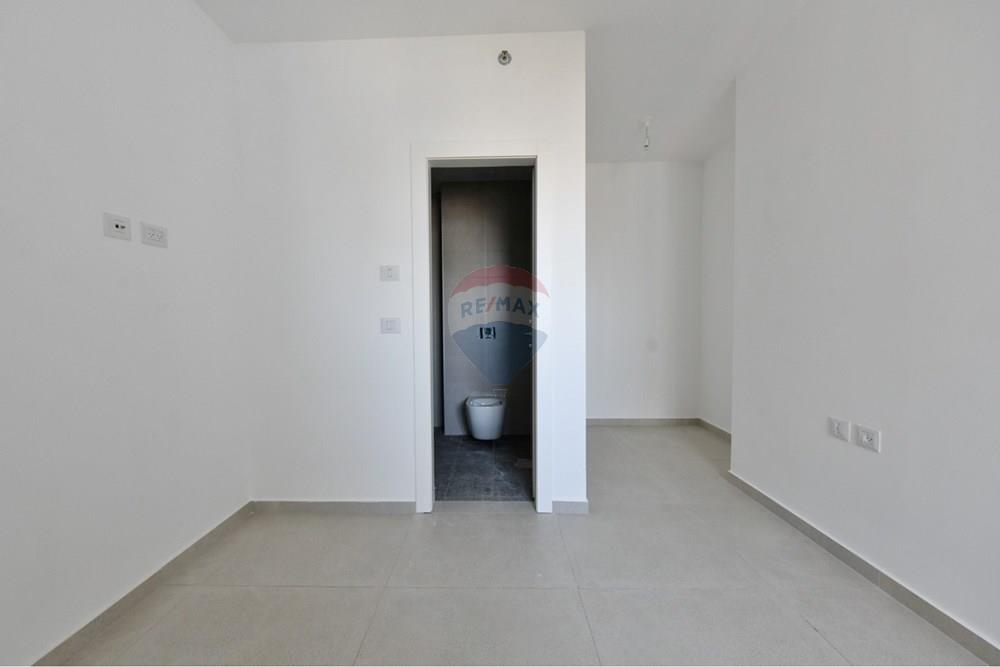 Apartment for Sale in Givat Shmuel - Image 4