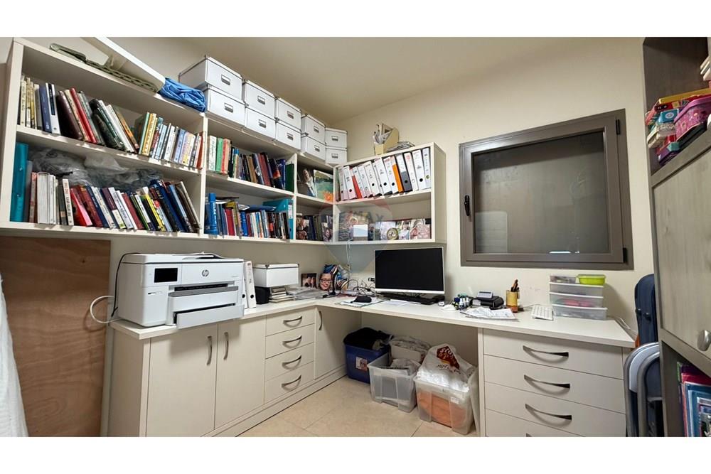 Apartment for Sale in Haifa - Image 7