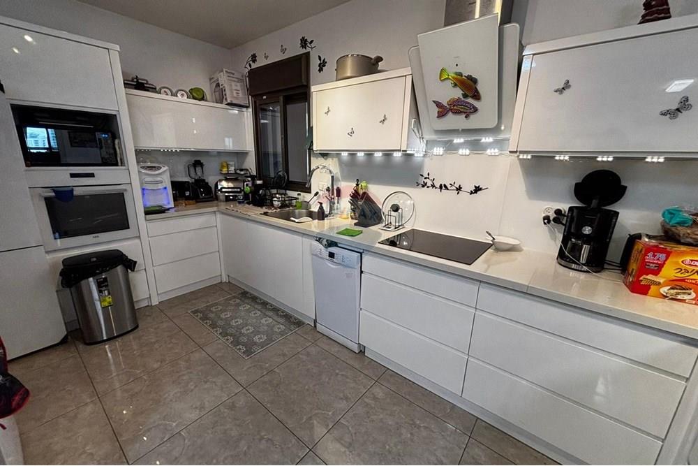 Apartment for Sale in Acre - Image 2