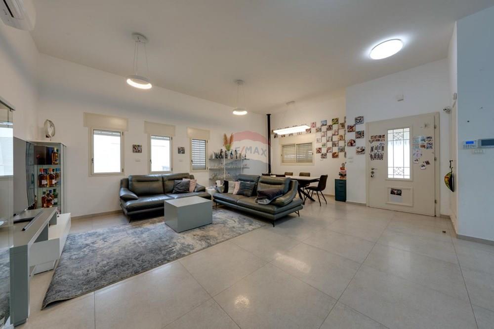 Apartment for Sale in Ofakim - Image 3