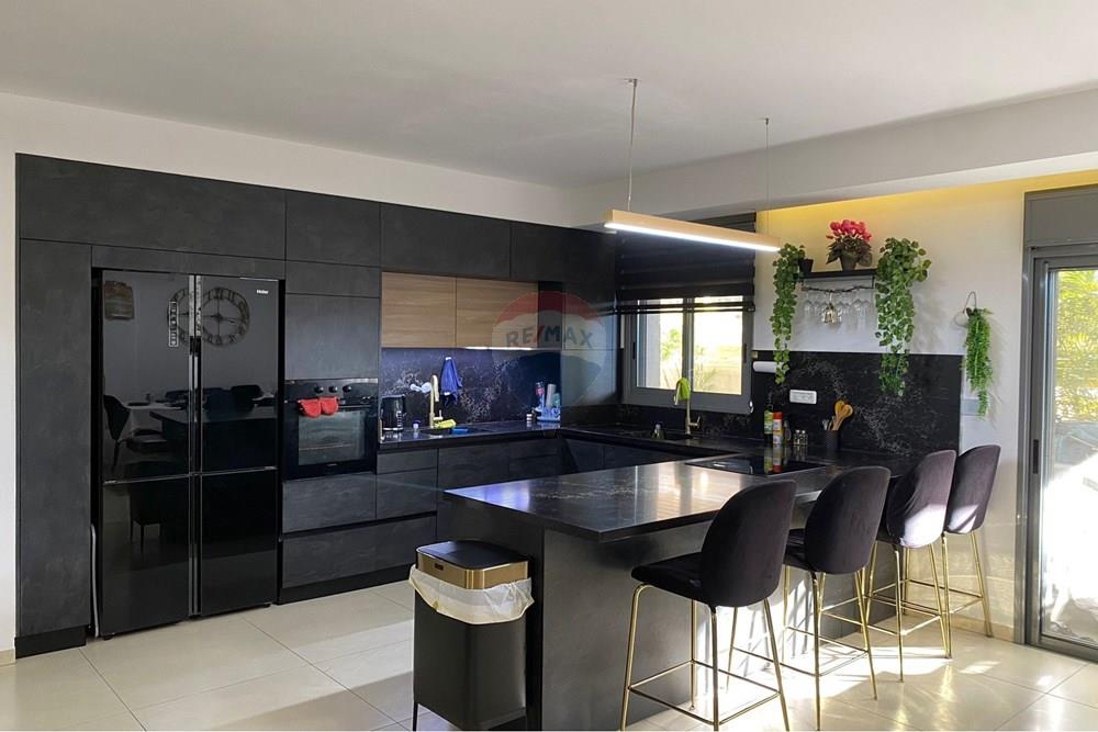 Apartment for Sale in Karmiel - Image 1