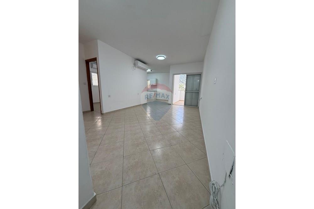 Apartment for Sale in Petah Tikva - Image 2