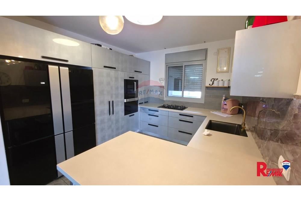 Apartment for Sale in Yavne - Image 7