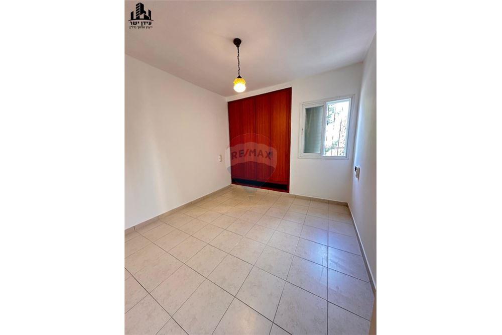 Apartment for Sale in Tel Aviv - Image 5