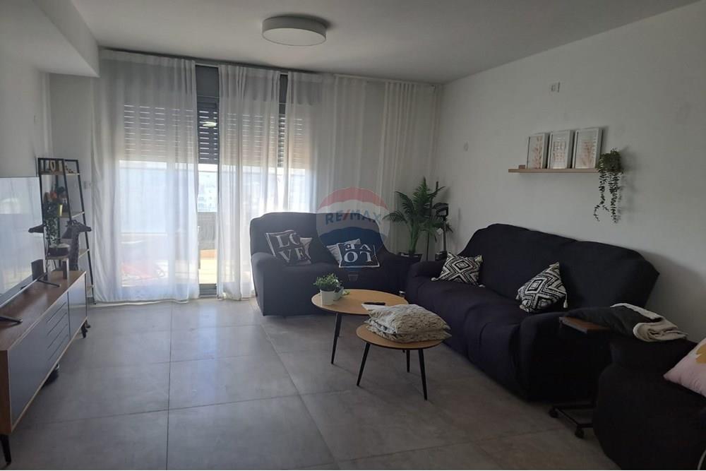Apartment for Sale in Beer Sheva - Image 1