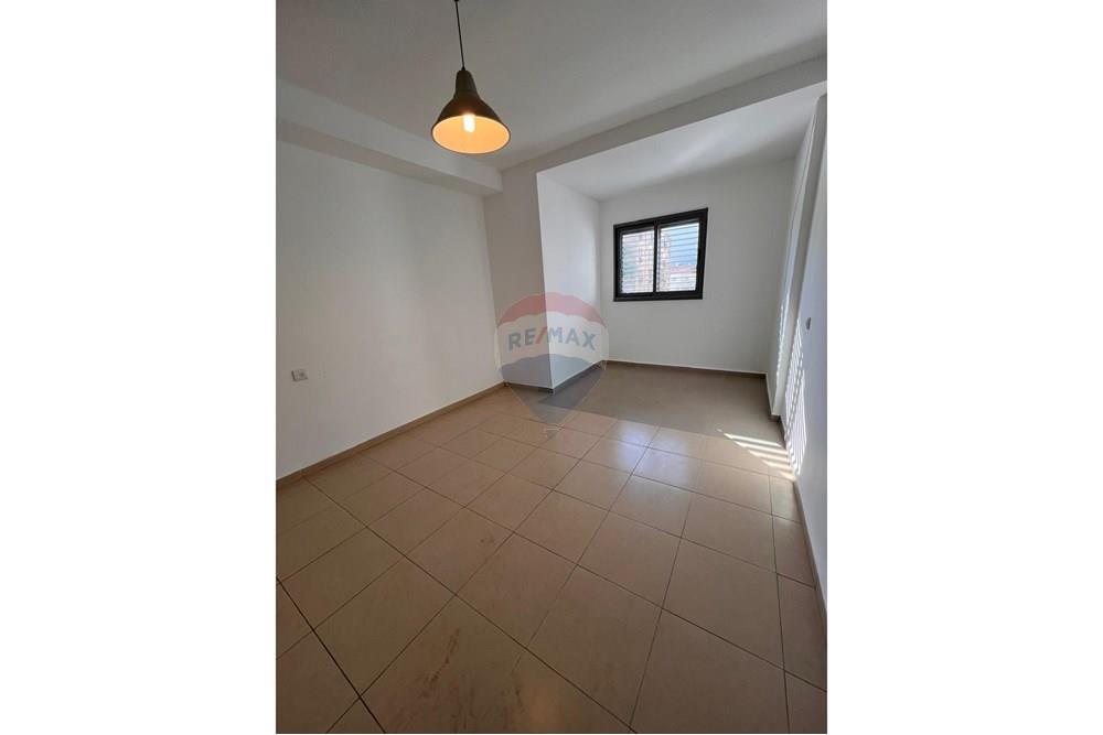 Apartment for Sale in Petah Tikva - Image 2