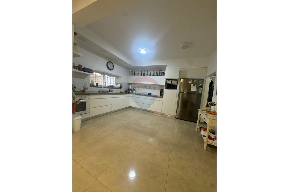 Apartment for Sale in קרית אתא - Image 4