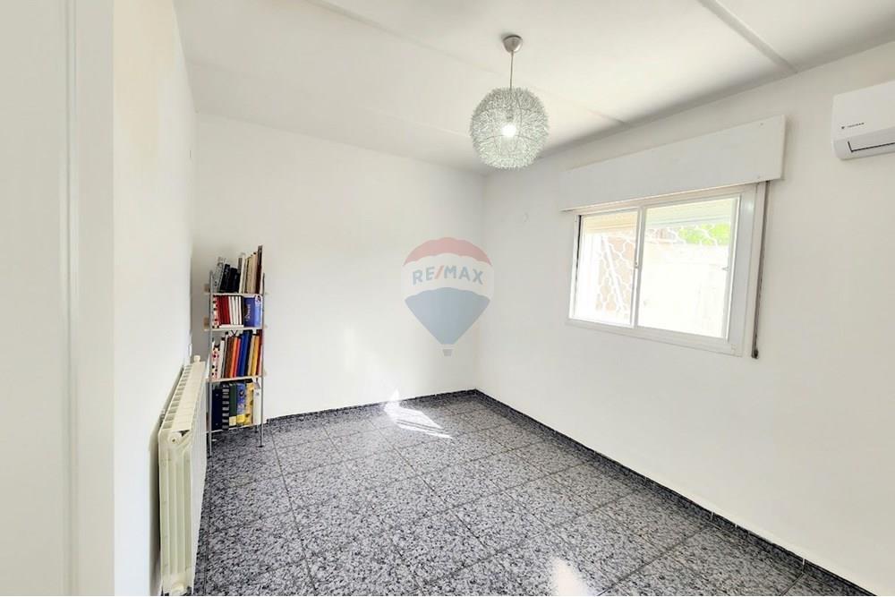 Apartment for Sale in מעלות - Image 4