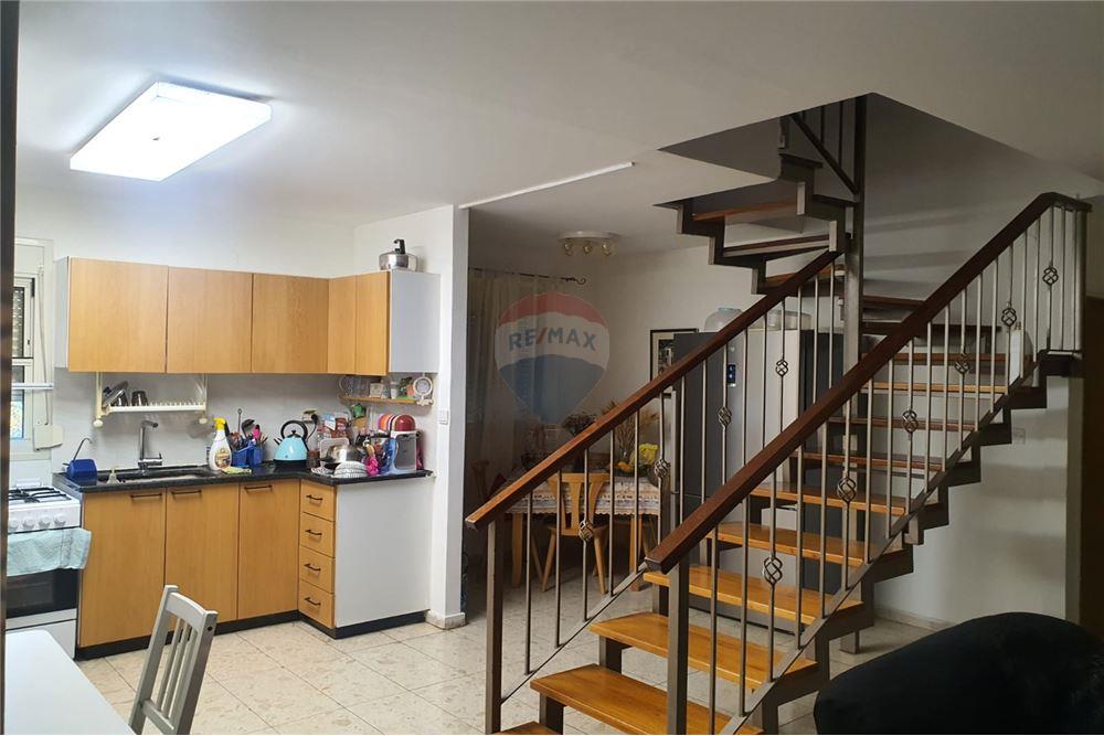 Apartment for Sale in Karmiel - Image 2