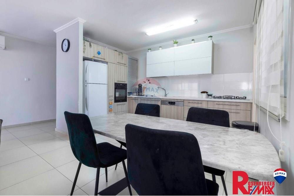 Apartment for Sale in Rishon LeZion - Image 6