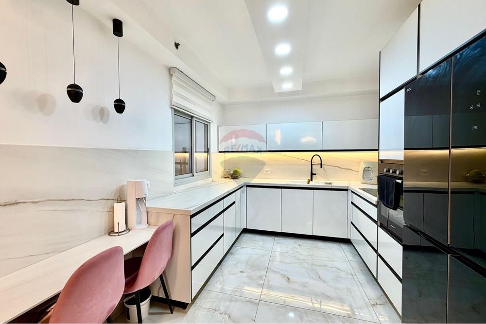 Apartment for Sale in Netanya - Image 5