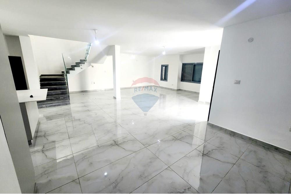 House for Sale in Sderot - Image 2