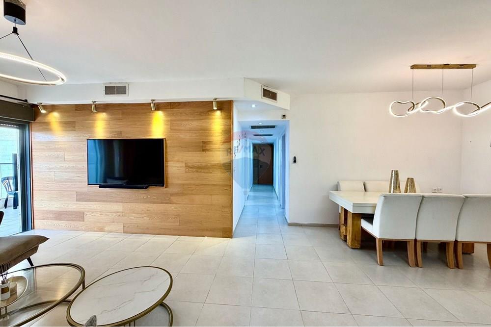 Apartment for Sale in Netanya - Image 1