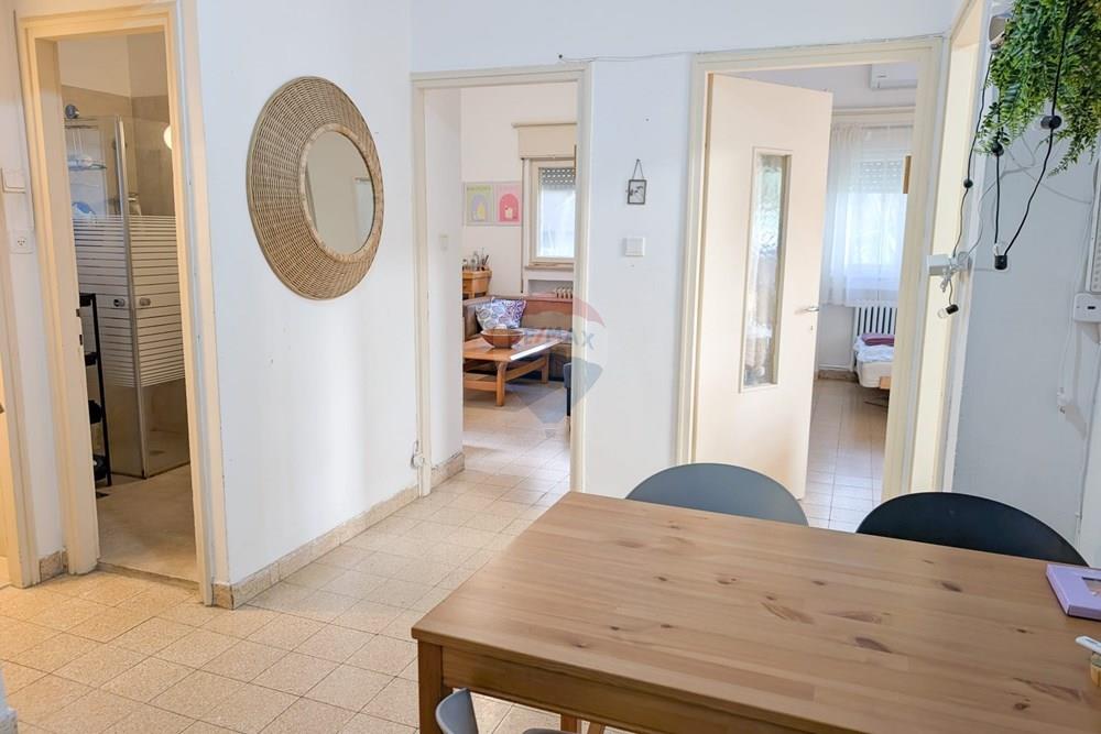 Apartment for Sale in Jerusalem - Image 2
