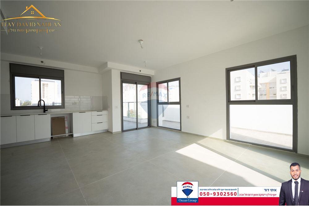 Apartment for Sale in Tel Aviv - Image 1