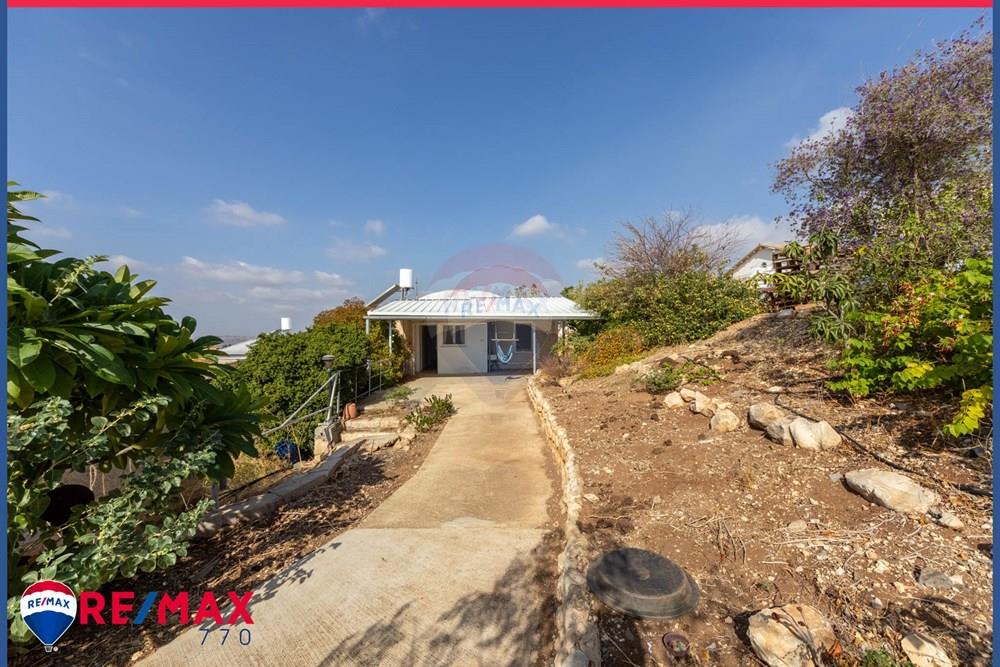 Condo for Sale in תל יוסף - Image 3