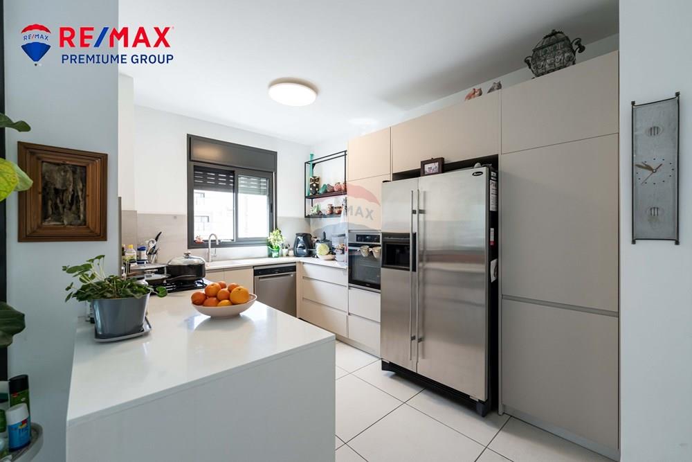 Apartment for Sale in שוהם - Image 5