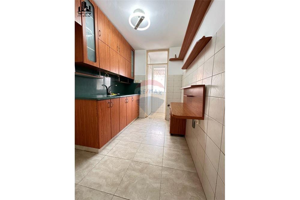 Apartment for Sale in Tel Aviv - Image 3