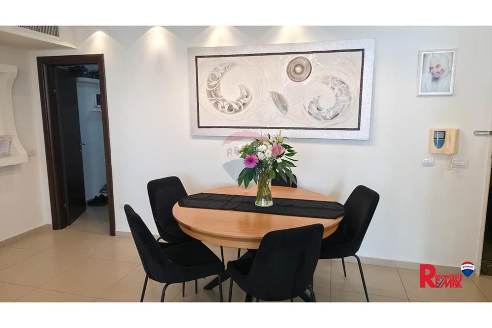 Apartment for Sale in Holon - Image 4