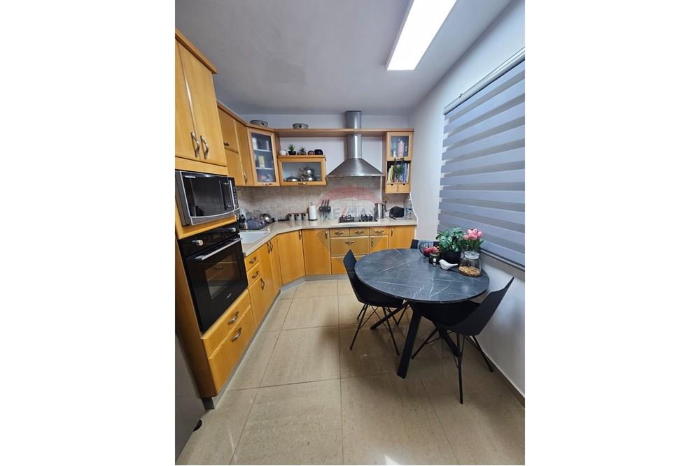 Apartment for Sale in Beer Sheva - Image 2