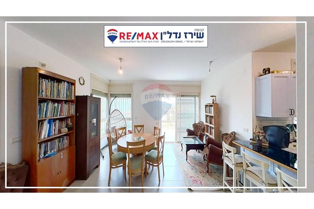 Apartment for Sale in מבשרת ציון - Image 6