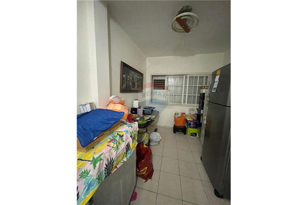 Apartment for Sale in Kiryat Yam - Image 4