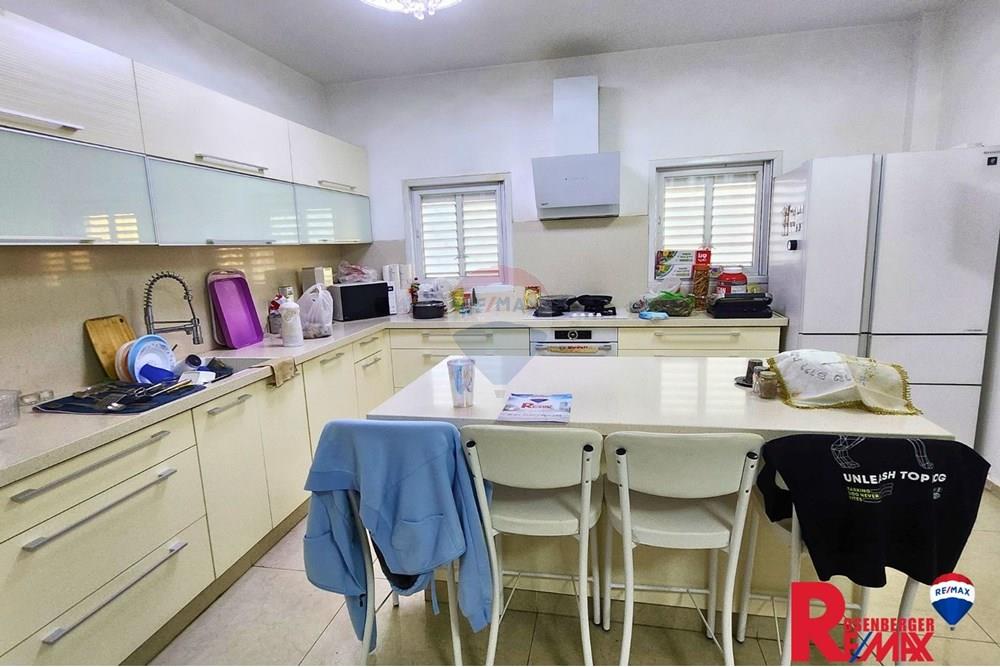 Apartment for Sale in Holon - Image 4