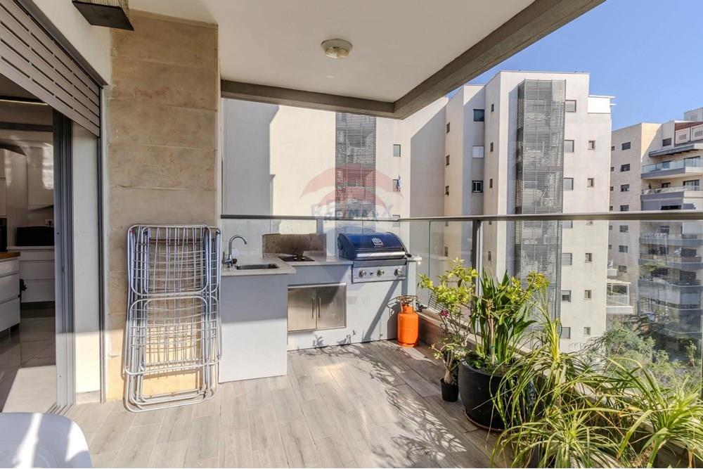 Apartment for Sale in Afula - Image 6